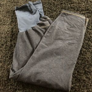 Plus size maternity skinny jeans 3X